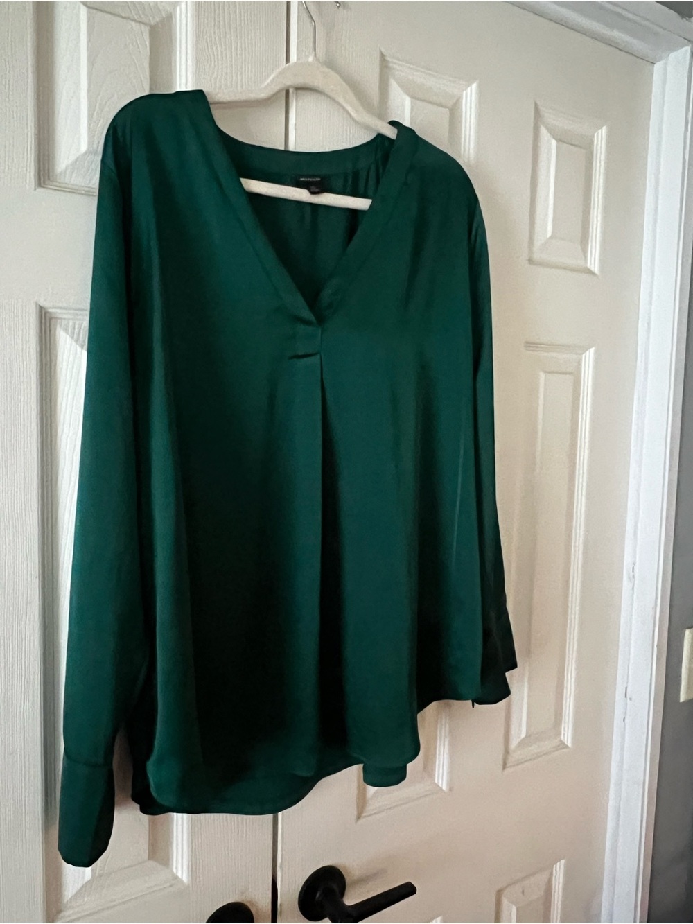 Ann Taylor Deep Green V-Neck Satin Blouse - Picture 3 of 5
